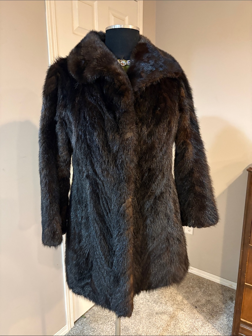 Luxurious Dark Brown Chevron Mink Fur Coat - Women's  Vintage Jacket 11A
